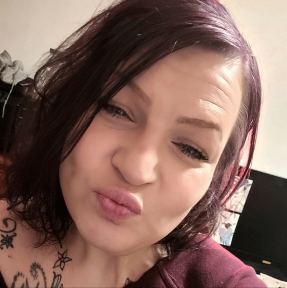 Meet your Posher, Danielle - Picture 12 of 16